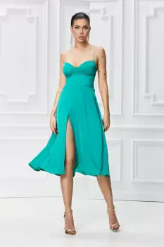 Rochie eleganta din voal cu spatele gol si slit pe picior imagine