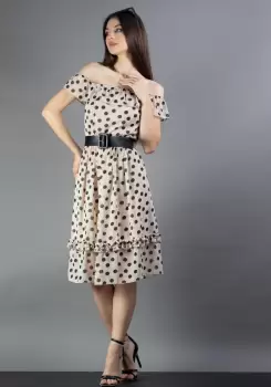 Rochie eleganta din voal usor plisat bej cu buline negre imagine