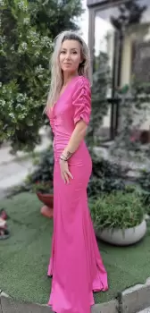 Rochie eleganta lunga din tafta cu slit pe picior si pense in partea superioara imagine