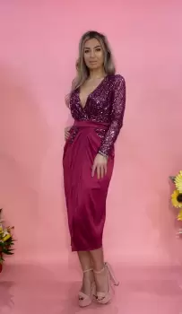 Rochie eleganta midi cu aspect petrecut din tafta cu broderie din perle si paiete in partea superioara imagine
