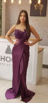 Rochie lunga de ocazie din tafta mov cu partea superioara din broderie florala 3D imagine