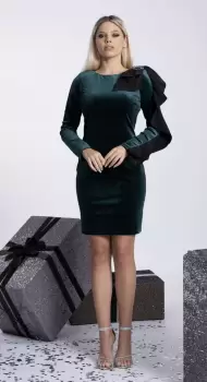 Rochie scurta din catifea cu insertie din tafta si brosa metalica imagine