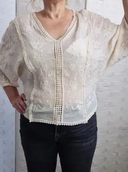 Bluza brodata cu maneca fluture din dantela de bumbac, bej imagine