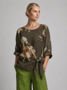 Bluza din in cu imprimeu floral watercolor si prindere laterala, fond maro imagine