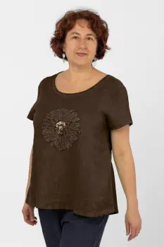 Bluza din in maron, cu floare si paiete fine pe piept imagine