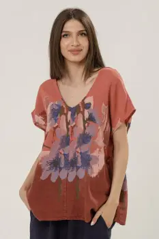 Bluza din in oversize cu funda la spate si imprimeu floral stilizat pastel, pe fond roz inchis imagine