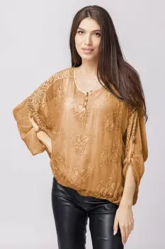 Bluza din matase naturala camel brodata si dantela pe spate si nasturei imagine