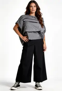 Bluza gri asimetrica statement cu volum arhitectural ,   Design modern imagine