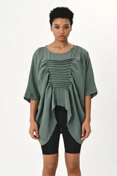 Bluza verde menta oversize din tencel cu pliseuri pe fata imagine