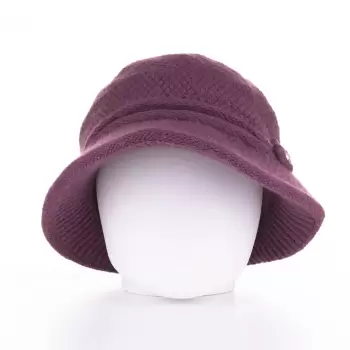 Caciula stil palarie mov cu bor si decoratiune laterala argintie, captusita in interior imagine