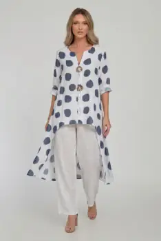 Compleu din in,  alb cu buline, cu nasturi decorativi, cu pantaloni si bluza tunica mai lunga in spate, imagine