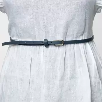 Curea subtire bleumarin de 0.9 cm, din piele ecologica cu catarama metalica argintie dreptunghiulara imagine