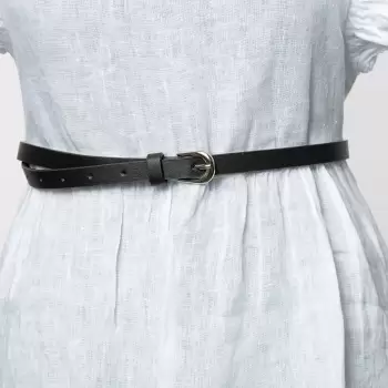 Curea subtire neagra de 1 cm, din piele ecologica cu catarama metalica argintie rotunjita imagine