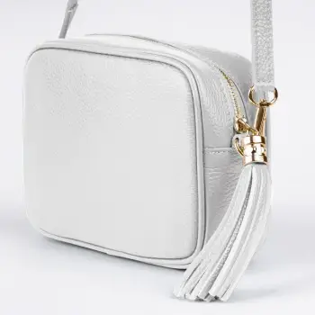 Geanta crossbody alba din piele naturala, cu ciucure din piele imagine
