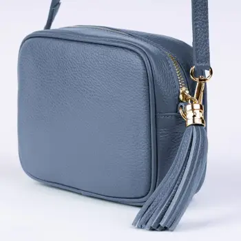 Geanta crossbody albastru jeans din piele naturala, cu ciucure din piele imagine