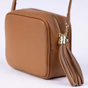 Geanta crossbody camel din piele naturala, cu ciucure din piele imagine