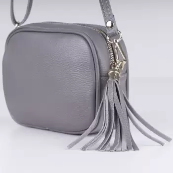 Geanta crossbody gri din piele naturala, cu ciucure din piele imagine