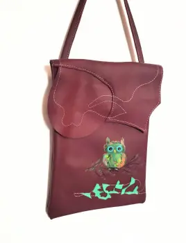Geanta  din piele naturala ,cu bufnita pictata imagine