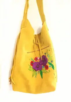 Geanta handmade  galbena ,cu flori 3D ,din piele naturala intoarsa,unicat imagine