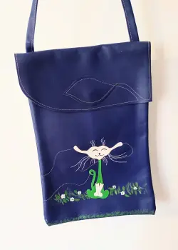 Geanta handmade  vesela din piele naturala ,cu pisicuta imagine