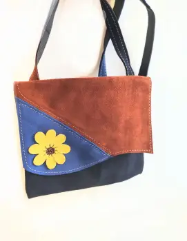 Geanta multicolora din piele naturala ,cu dalie imagine