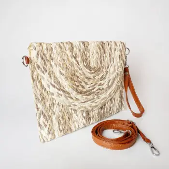 Geanta plic impletita crossbody, cu bareta de umar si de mana, nuante de bej imagine