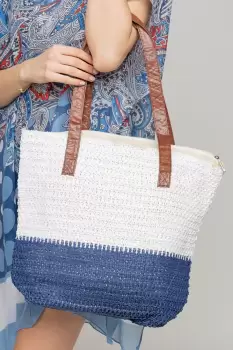 Geanta shopper bicolora impletita, alb si albastru imagine
