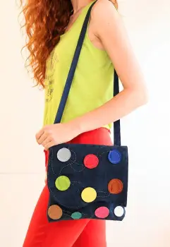 Geanta unicat handmade  din piele intoarsa bleumarin,cu buline colorate imagine