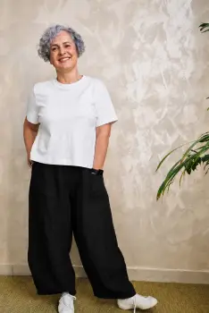 Pantaloni din in cu croiala ampla tip balon, negri imagine