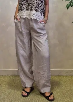 Pantaloni din in cu croiala lejera ,   confort si eleganta naturala , bej imagine