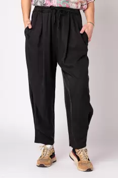 Pantaloni negri, masura mare, din tencel, cu siret imagine