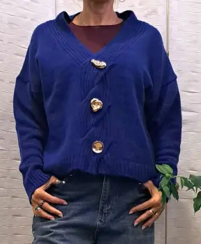 Pulover cu nasturi decorativi impletitura decorativa pe piept si decolteu in V, albastru electric imagine