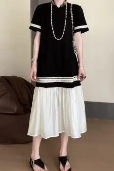 Rochie A-line din jerseu din bumbac cu volan din alt material, alb cu negru imagine