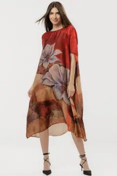 Rochie bordo eleganta satinata A-line cu croiala lejera si imprimeu floral imagine