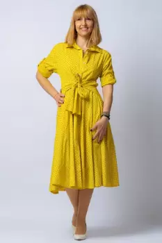 Rochie camasa galbena cu bulinute, din tesatura fina de bumbac imagine
