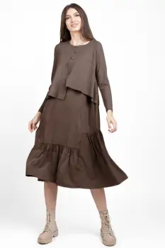 Rochie catifelata suprapusa, cu puloveras in colturi cu nasturi mari, maro imagine