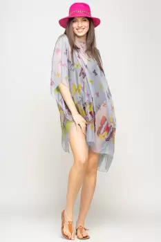 Rochie de plaja tip poncho cu fluturi pe fond gri deschis, vascoza imagine