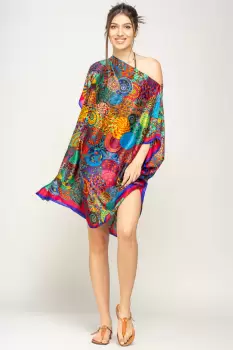 Rochie de plaja tip poncho din matase imprimat cu mandale multicolore cu albastru si bordo pe margine imagine