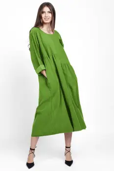 Rochie din catifea reiata, cu taieturi asimetrice si floare aplicata, verde oliv imagine