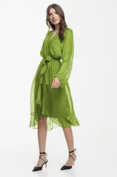 Rochie eleganta din matase naturala si vascoza, petrecuta, cu maneci vaporoase si croiala asimetrica, verde deschis imagine