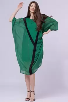 Rochie fluture, oversize verde, cu Y decorativ negru imagine