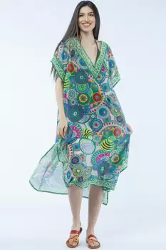 Rochie lunga de plaja tip poncho cu imprimeu mandale in nuante de verde imagine