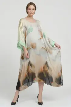 Rochie lunga din matase cu croi amplu si maneci largi, print abstract bej si accente calde - Copie imagine