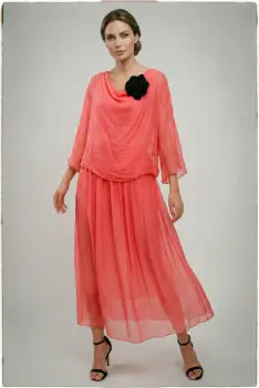 Rochie lunga eleganta vaporoasa din matase si vascoza, cu suprapunere, corai imagine