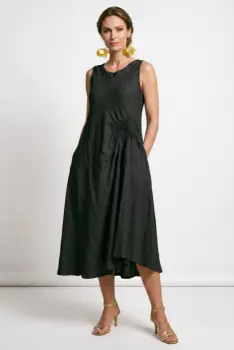 Rochie midi, asimetrica, din in, cu croiala ampla A-line si detaliu drapat, neagra imagine