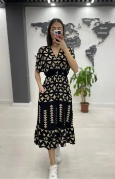 Rochie midi din bumbac, cu elastic in talie si imprimeu bej pe fond negru imagine