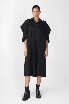 Rochie neagra oversize cu maneci bufante si ample imagine