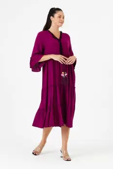 Rochie visinie din vascoza cu volane si ciucuri colorati imagine