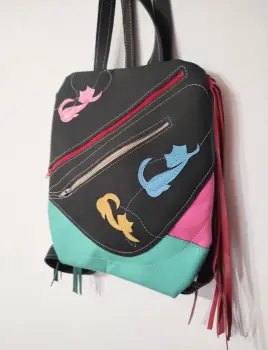 Rucsac multicolor ,din piele naturala ,cu pisicute colorate, unicat imagine