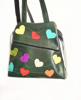 Rucsac verde smarald din piele naturala,cu inimioare colorate imagine